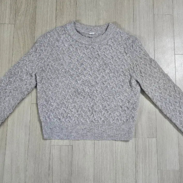 [BUNJANG] Lululemon Light Gray Knit Sweater XS / 룰루레몬 라이트 그레이 꽈배기 니트 XS