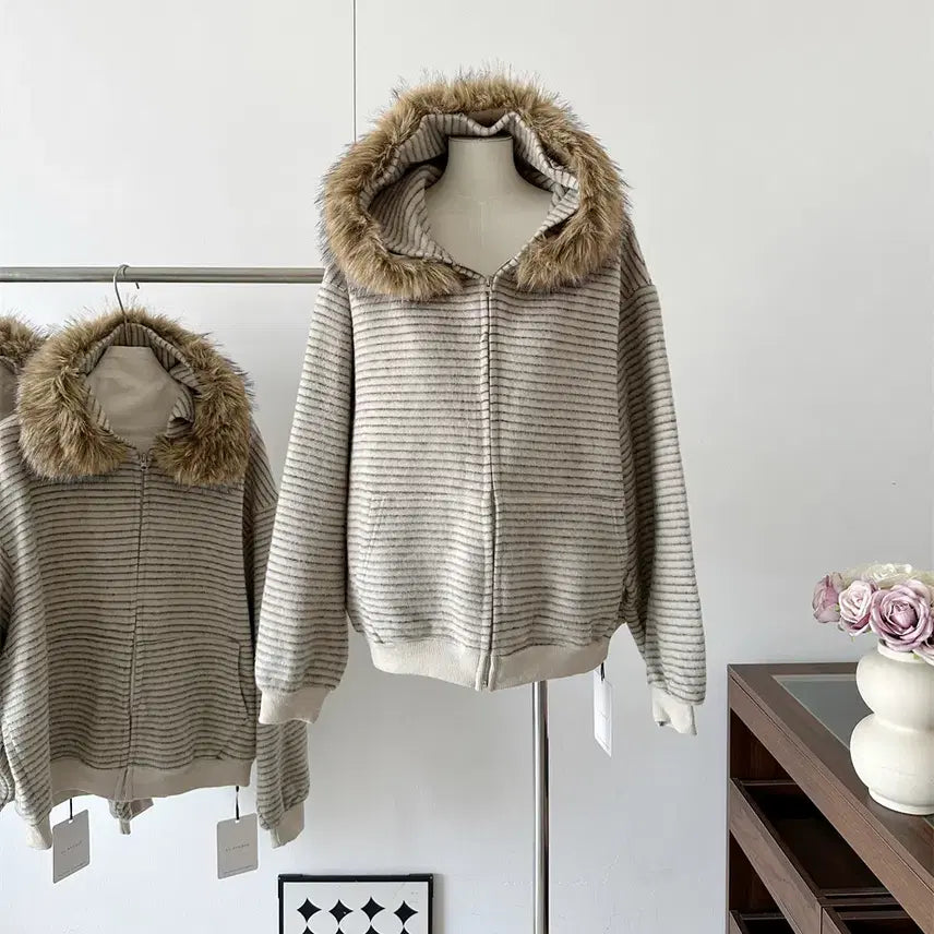 [BUNJANG] Hooded Fur Zip-up Jacket / 단가라 털후드집업 여자 후드 퍼후드 기모 집업
