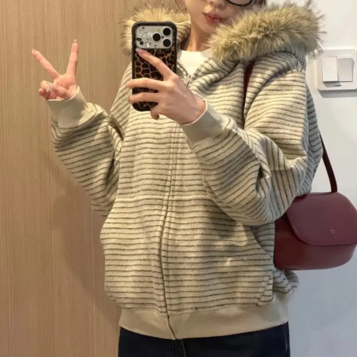 [BUNJANG] Hooded Fur Zip-up Jacket / 단가라 털후드집업 여자 후드 퍼후드 기모 집업