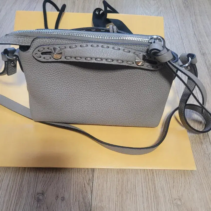 [BUNJANG] Fendi By The Way Mini Bag / 펜디 미니백