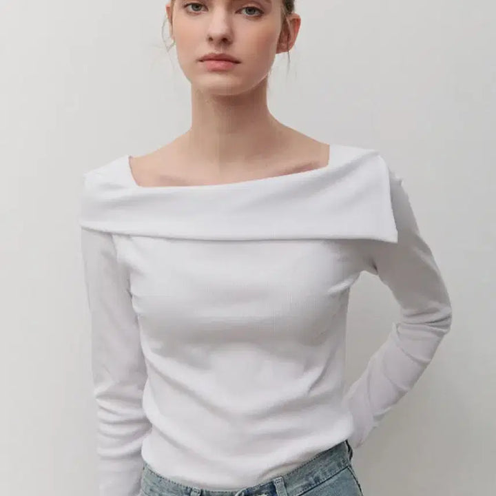 [BUNJANG] camino White Off-Shoulder Knit Sweater / 디자이너 브랜드 camino 화이트 오프숄더 니트