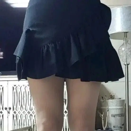 [BUNJANG] Egoist Frill Black Mini Skirt / 에고이스트129>39 프릴 블랙 미니스커트55