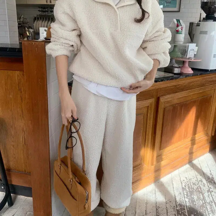 [BUNJANG] Puff Fleece Two-Piece Set / 양털 조거팬츠세트 트레이닝세트 뽀글이 투피스