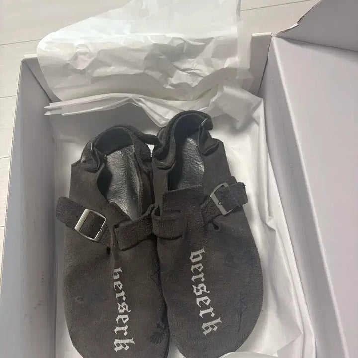 [BUNJANG] Polytelu Berserk Slider (Size 3) / (3)폴리테루 베르세르크 슬라이더