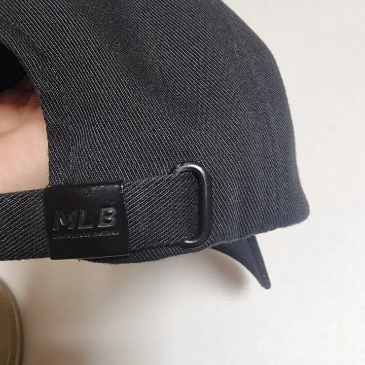 [BUNJANG] MLB New York Yankees Mickey Mouse Ball Cap Black / 힙하고 귀여워요!!! MLB 뉴욕 양키즈 미키마우스 볼캡 블랙