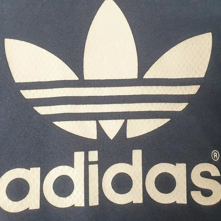 [BUNJANG] Adidas Snake Skin Logo Fleece Sweatshirt / adidas 아디다스 뱀피 디자인로고 안감기모 맨투맨