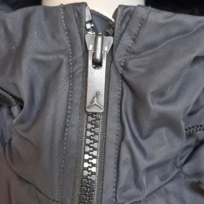 [BUNJANG] Nike Jordan Hooded Padded Jacket (XS) / 나이키조던(XS/여90) 블랙 후두패딩