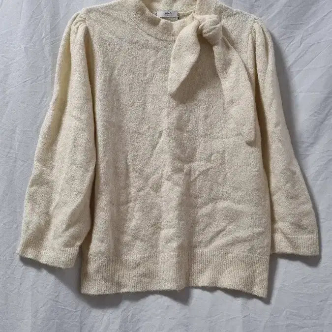 [BUNJANG] MANGO Ivory Ribbon Knit Sweater / MANGO 망고 아이보리 리본 니트