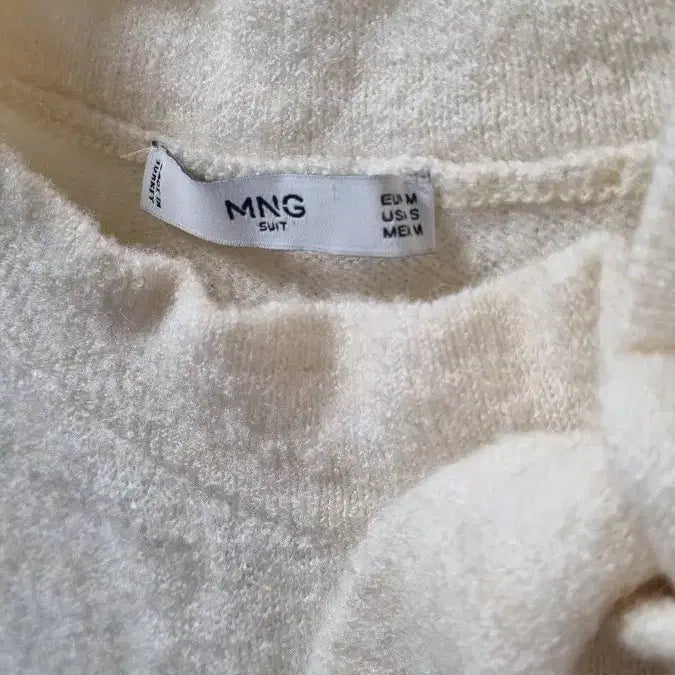 [BUNJANG] MANGO Ivory Ribbon Knit Sweater / MANGO 망고 아이보리 리본 니트