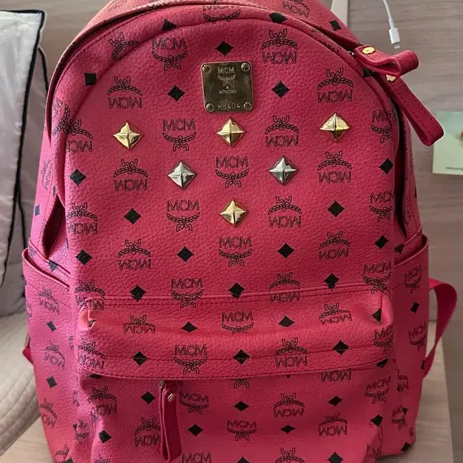 [BUNJANG] MCM Pink Backpack Studded / MCM 핑크 백팩 스터드 장식