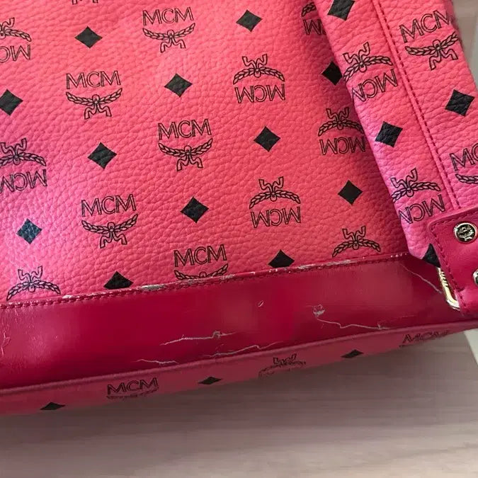 [BUNJANG] MCM Pink Backpack Studded / MCM 핑크 백팩 스터드 장식