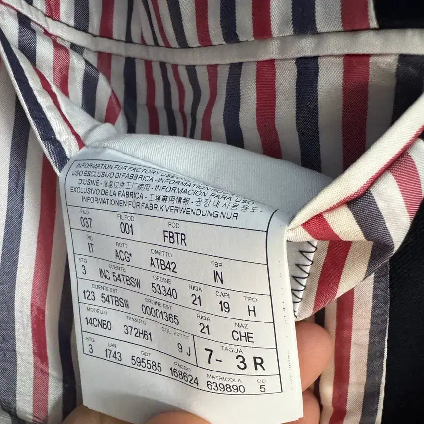 [BUNJANG] Thom Browne Navy Blazer / 톰브라운 금장 4바 네이비블레이저 판매합니다.