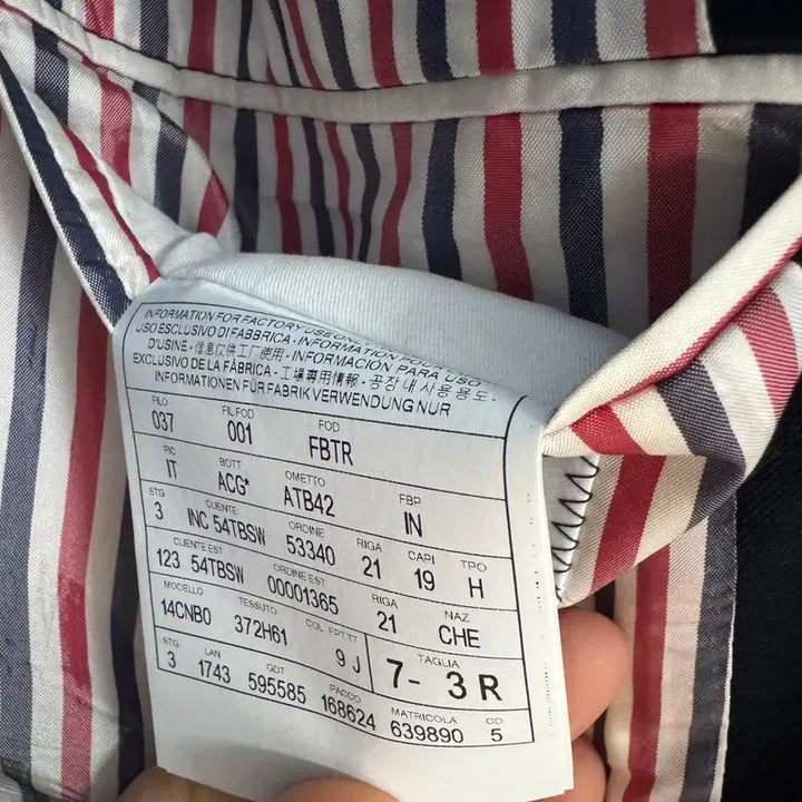 [BUNJANG] Thom Browne Navy Blazer / 톰브라운 금장 4바 네이비블레이저 판매합니다.