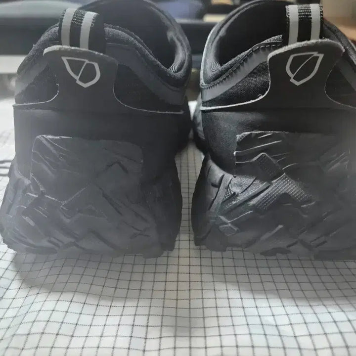 [BUNJANG] Norda 003 Slip-on Black Sneakers / norda 노다003 슬립온 블랙 스니커즈 265
