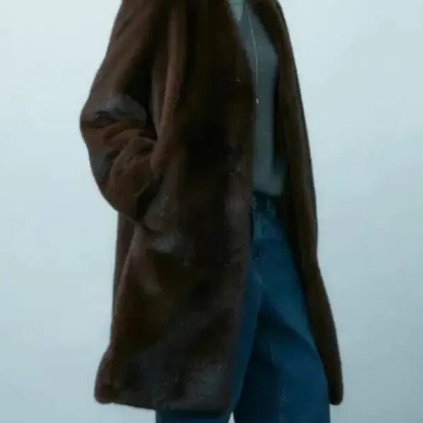 [BUNJANG] WMM Studios Brown Eco-Fur Coat / WMM STUDIOS 브라운 에코퍼 더블유엠엠스튜디오스 페이크 퍼코트