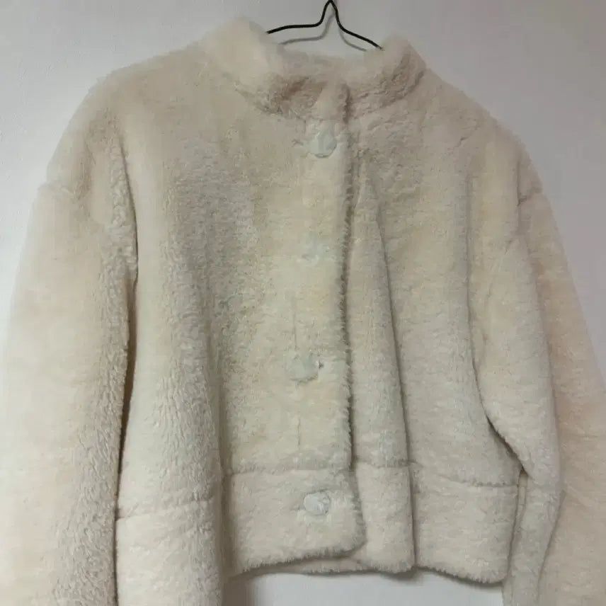 [BUNJANG] Ivory Crop Fur Jacket / 아이보리 크롭 퍼자켓 FREE