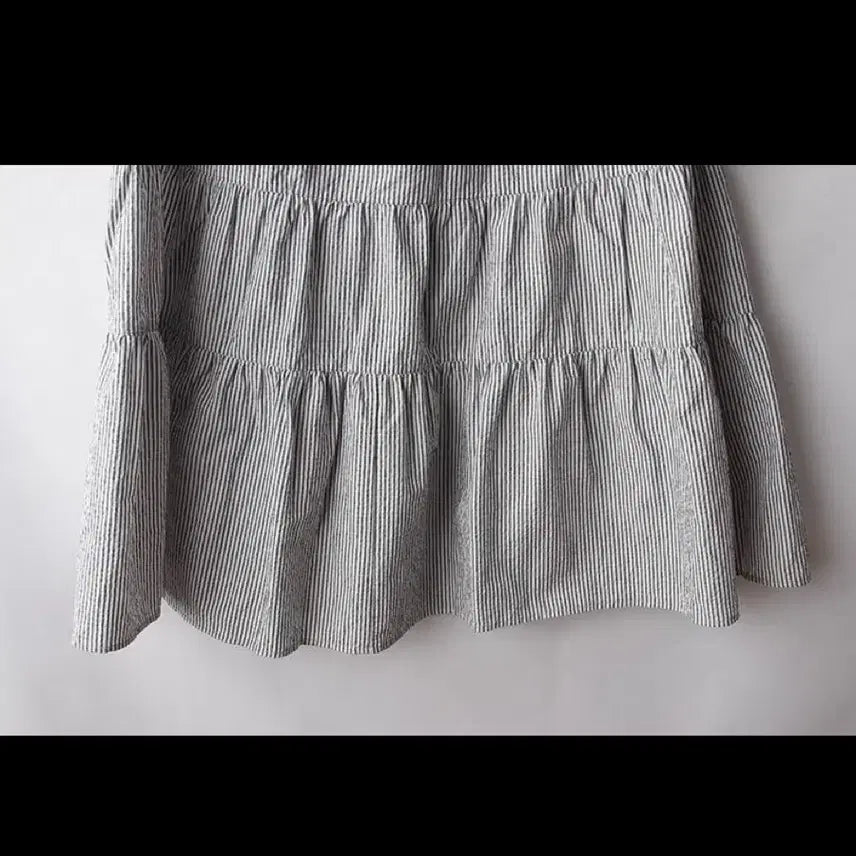 [BUNJANG] Striped Ruffle Long Skirt / 스트라이프 캉캉 롱 스커트