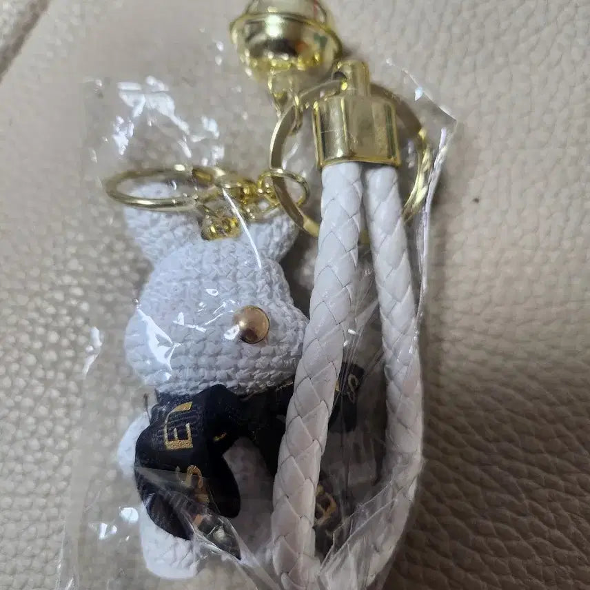 [BUNJANG] Teddy Bear Ribbon Keyring (4 Colors) / 테디베어 리본 키링 컬러별 4종