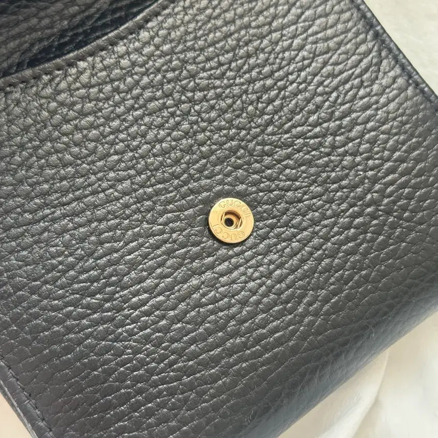 [BUNJANG] Gucci Interlocking Leather Flap Women's Wallet / [정품] 구찌 인터로킹 가죽 플랩 여성 반지갑 금장 블랙