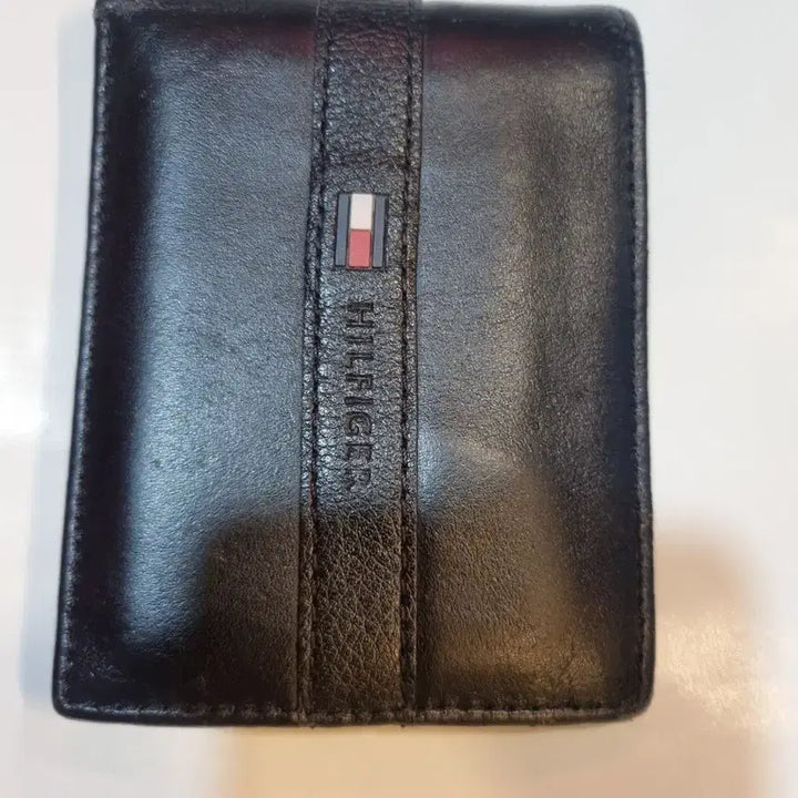 [BUNJANG] Tommy Hilfiger Leather Wallet / 타미힐피거 가죽 반지갑