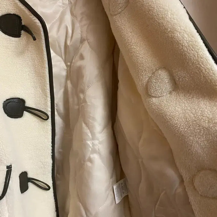 [BUNJANG] Komoninos Toggle Half Jacket Ivory Coat / 꼬모니노즈 토글 하프 자켓 아이보리 꼬모니노즈 코트