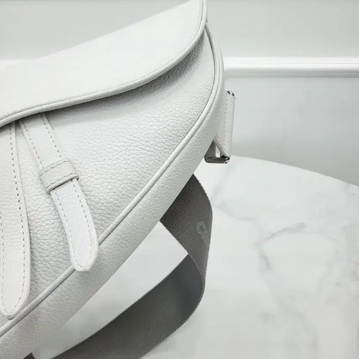 [BUNJANG] Dior 1ADPO093YMJ Saddle Bag / 디올 새들백 그레인드 카프스킨 1ADPO093YMJ