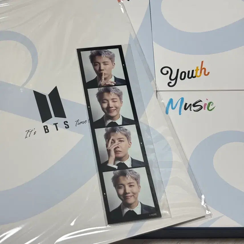 [BUNJANG] BTS The Fact Special Edition China - V &amp; J-Hope Photocard Bundle / 방탄 2021 더팩트 the fact 스페셜 애디션 china 양도