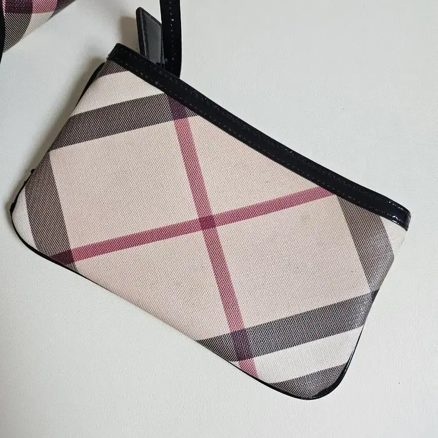 [BUNJANG] Burberry Shoulder Bag / 버버리 정품 숄더백