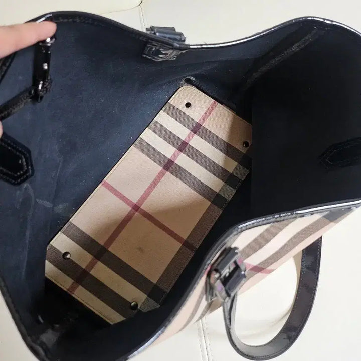 [BUNJANG] Burberry Shoulder Bag / 버버리 정품 숄더백