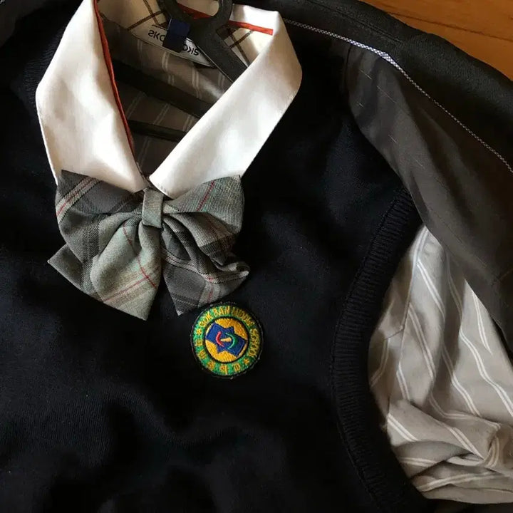 [BUNJANG] Gokban Middle School Winter Uniform Set / 곡반중 교복 동복세트