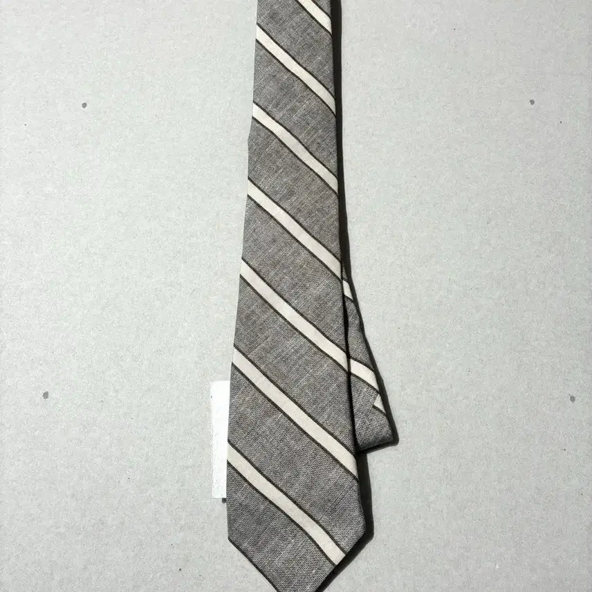 [BUNJANG] Brunello Cucinelli Stripe Linen/Silk Neck Tie / 브루넬로 쿠치넬리 스트라이프 린넨/실크 넥타이 그레이/베이지