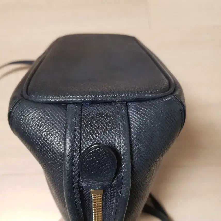[SOLD OUT] 코치 금장턴락장식 사첼 3way백