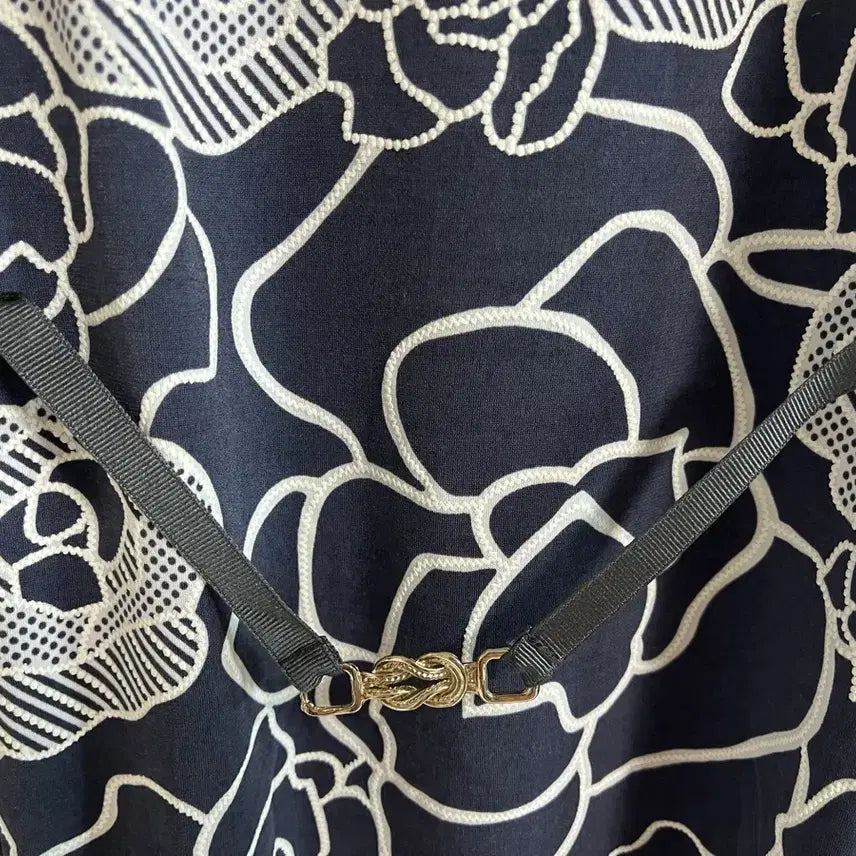 [BUNJANG] Vintage Floral Print Long Tank Top / (일본 수입 빈티지)나시 롱티셔츠 이너 꽃 캐주얼 정장 M-L