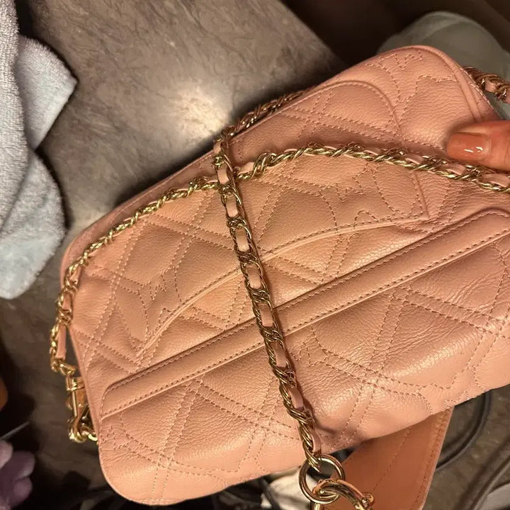 [BUNJANG] Metrocity Pink Quilted Crossbody Bag / 정품메트로시티가방