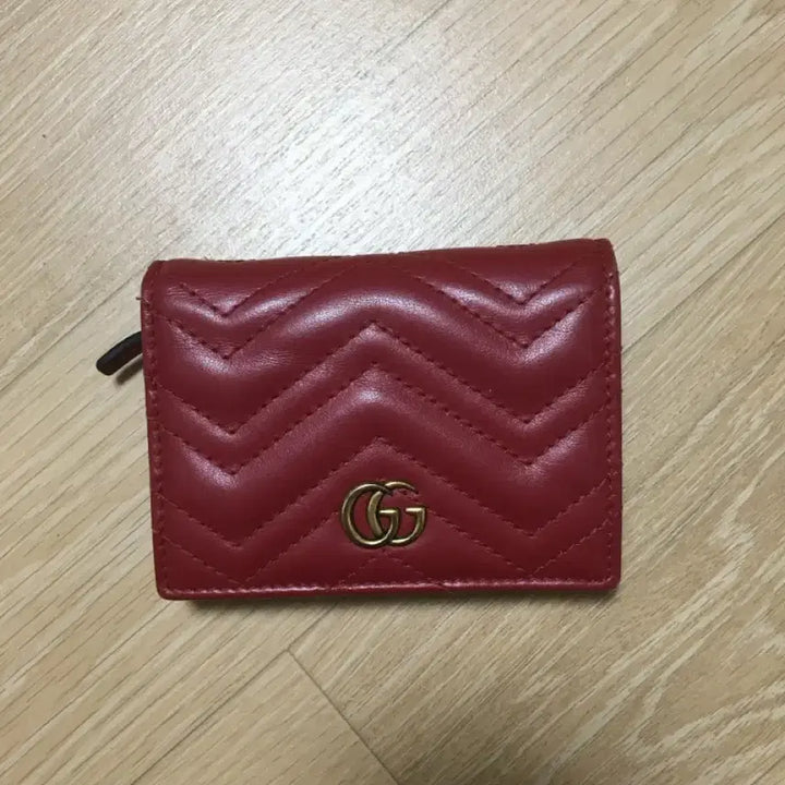 [BUNJANG] Gucci Matelassé Marmont Bifold Wallet / 구찌 마틀라쎄 마몽 반지갑 레드(정품)