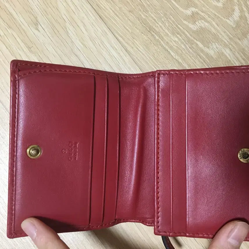[BUNJANG] Gucci Matelassé Marmont Bifold Wallet / 구찌 마틀라쎄 마몽 반지갑 레드(정품)