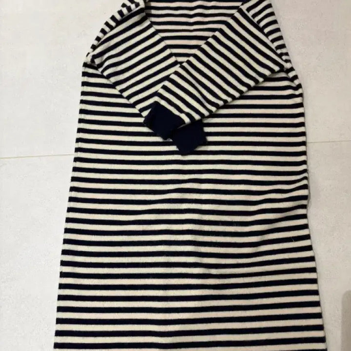 [BUNJANG] 니트 롱 원피스 베이지, 스트라이프 원피스 일괄 / 니트 롱 원피스 베이지, 스트라이프 원피스 일괄