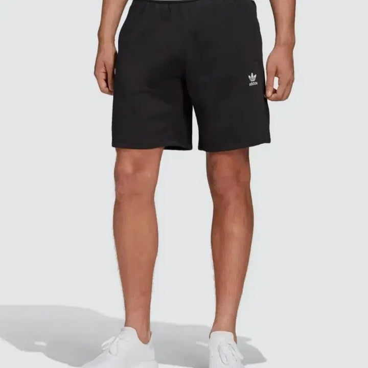 [BUNJANG] Adidas Essential Shorts Black / [S] 아디다스 에센셜 숏 팬츠 블랙 판매