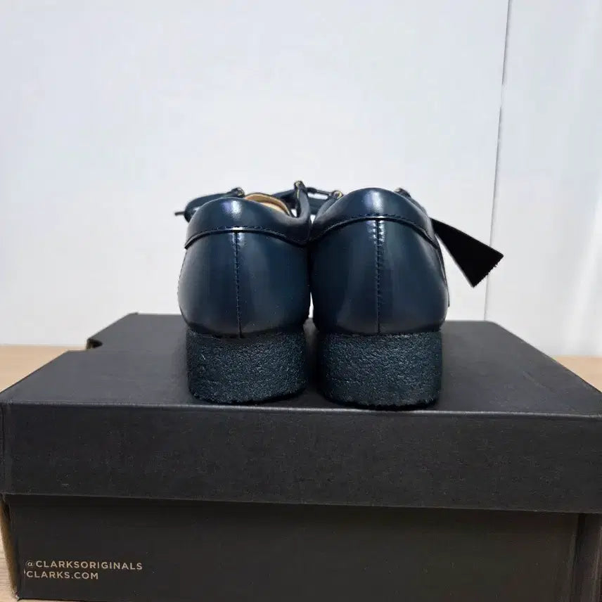 [BUNJANG] Clarks Wallabee Dark Teal Leather Shoes / 클락스 여성 왈라비 다크 틸 레더 240mm