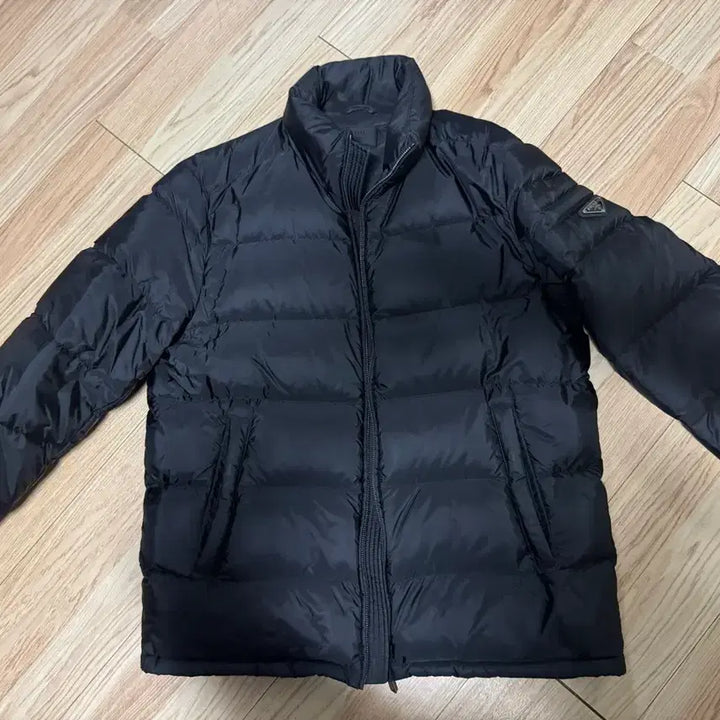 [BUNJANG] Prada Re-Nylon Triangle Logo Down Jacket / 프라다 리나일론 삼각로고 패딩 다운 재킷 54사이즈 SGY091 블랙