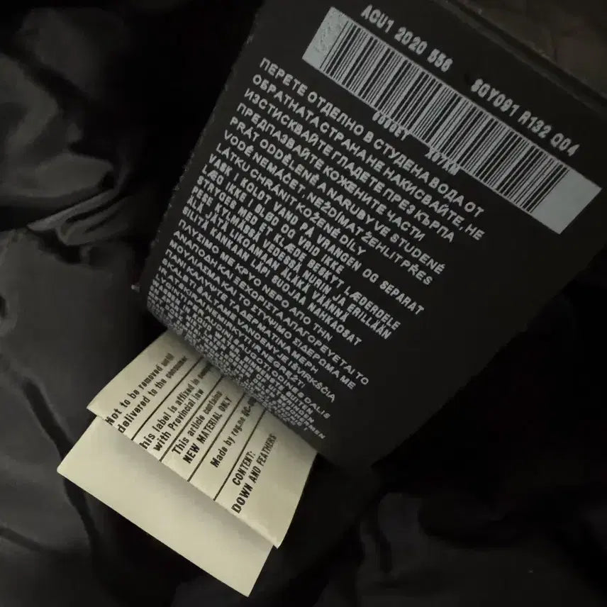 [BUNJANG] Prada Re-Nylon Triangle Logo Down Jacket / 프라다 리나일론 삼각로고 패딩 다운 재킷 54사이즈 SGY091 블랙