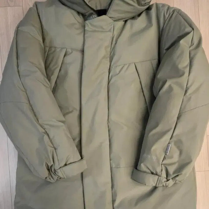 [BUNJANG] BEAKER Heavy Duck Down Padding (001 Size) / BEAKER 헤비 덕다운 패딩 (001 사이즈)