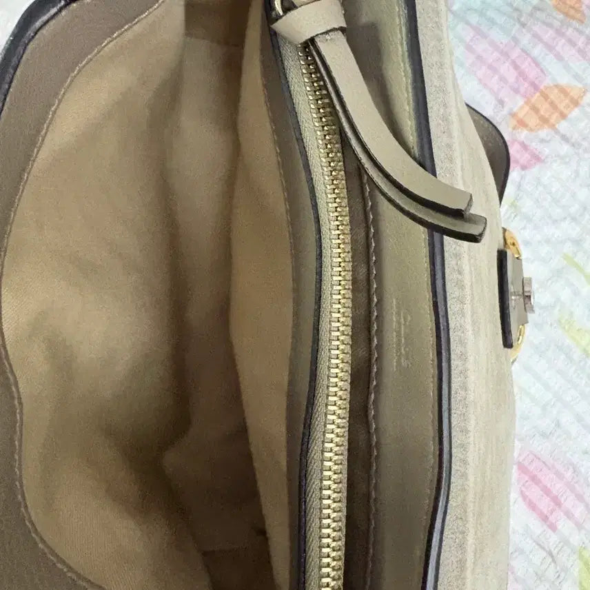 [BUNJANG] Chloé Etoupe Handbag / 끌로에 가방 재판매