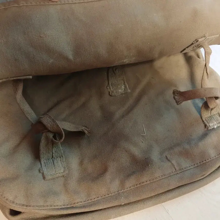 [BUNJANG] Historical Military Canvas Bag / 강점기 군용 캔버스 가방  ㅡ근대사 자료ㅡ