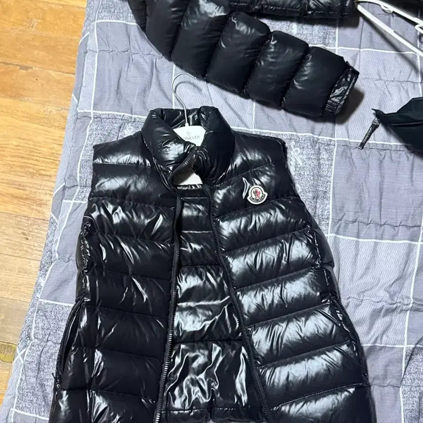 [BUNJANG] Moncler x GANNI Vest (Size 0) / 몽클레어 가니 조끼 패딩 (0)