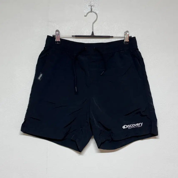 [SOLD OUT] 디스커버리 블랙 반바지 30