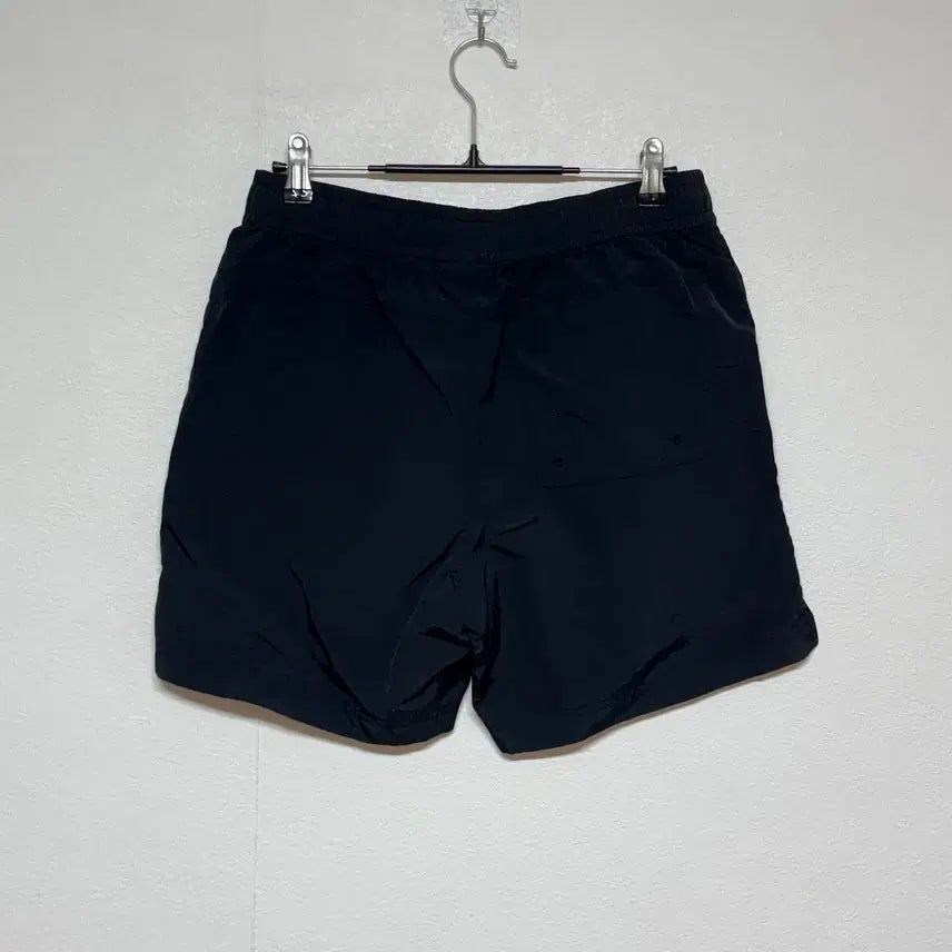 [SOLD OUT] 디스커버리 블랙 반바지 30
