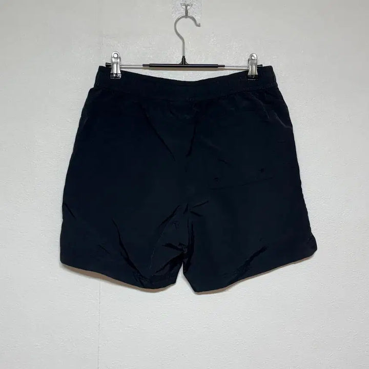 [SOLD OUT] 디스커버리 블랙 반바지 30