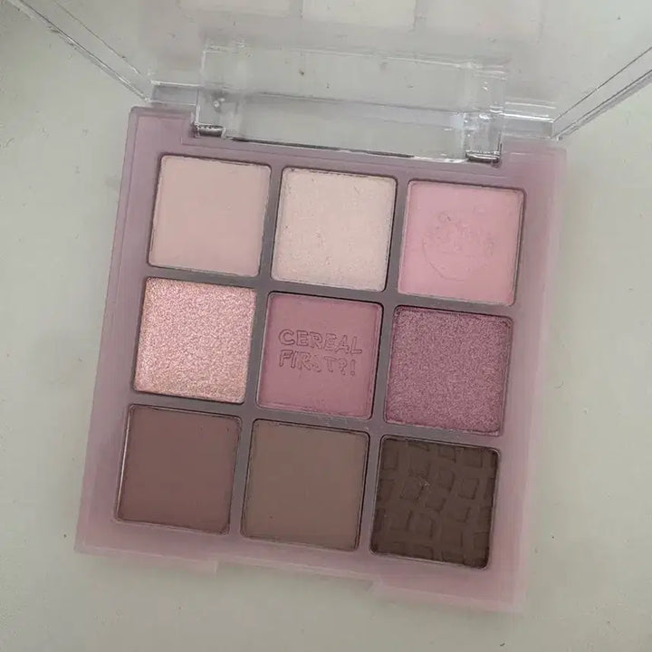 [BUNJANG] Milk Touch One More Pink Spoon Eyeshadow / 밀크터치 섀도우 원모어핑크스푼