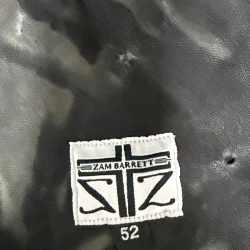 [SOLD OUT] ZAM BARRETT 타입 III 더블 지퍼 문스타 가죽후디 자켓